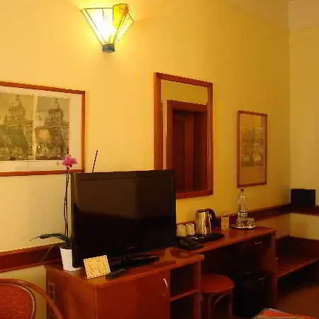 Boutique 16 4* Πράγα