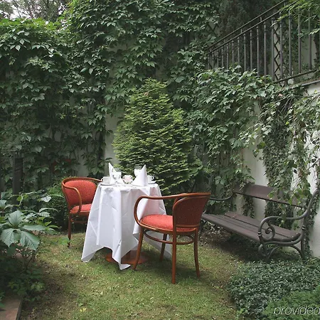 Szálloda Boutique 16